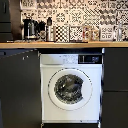 Black Touch - Fibre*parking*near Basel